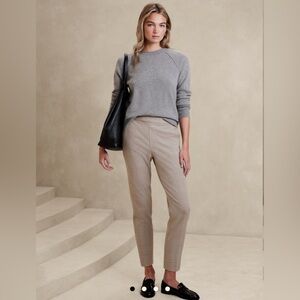 Banana Republic Factory Hayden Tapered Ankle Pant Size 4 Beige Plaid.